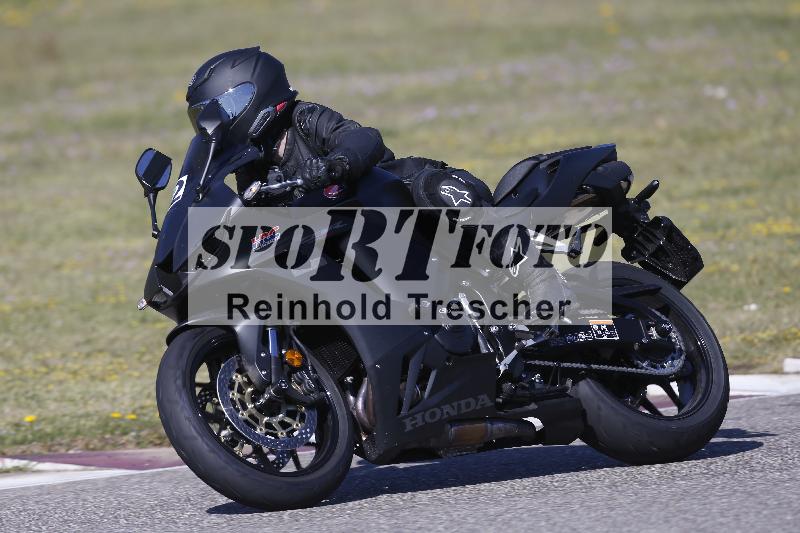 /05 07.04.2026 Cornu Master School ADR/Gruppe gruen/2